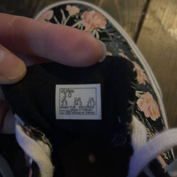 Girls Vans size 3 - Picture 5 of 5